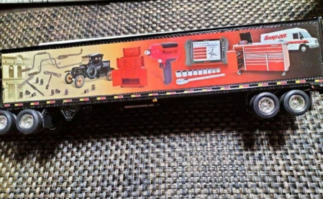 ミニカー Snap-on