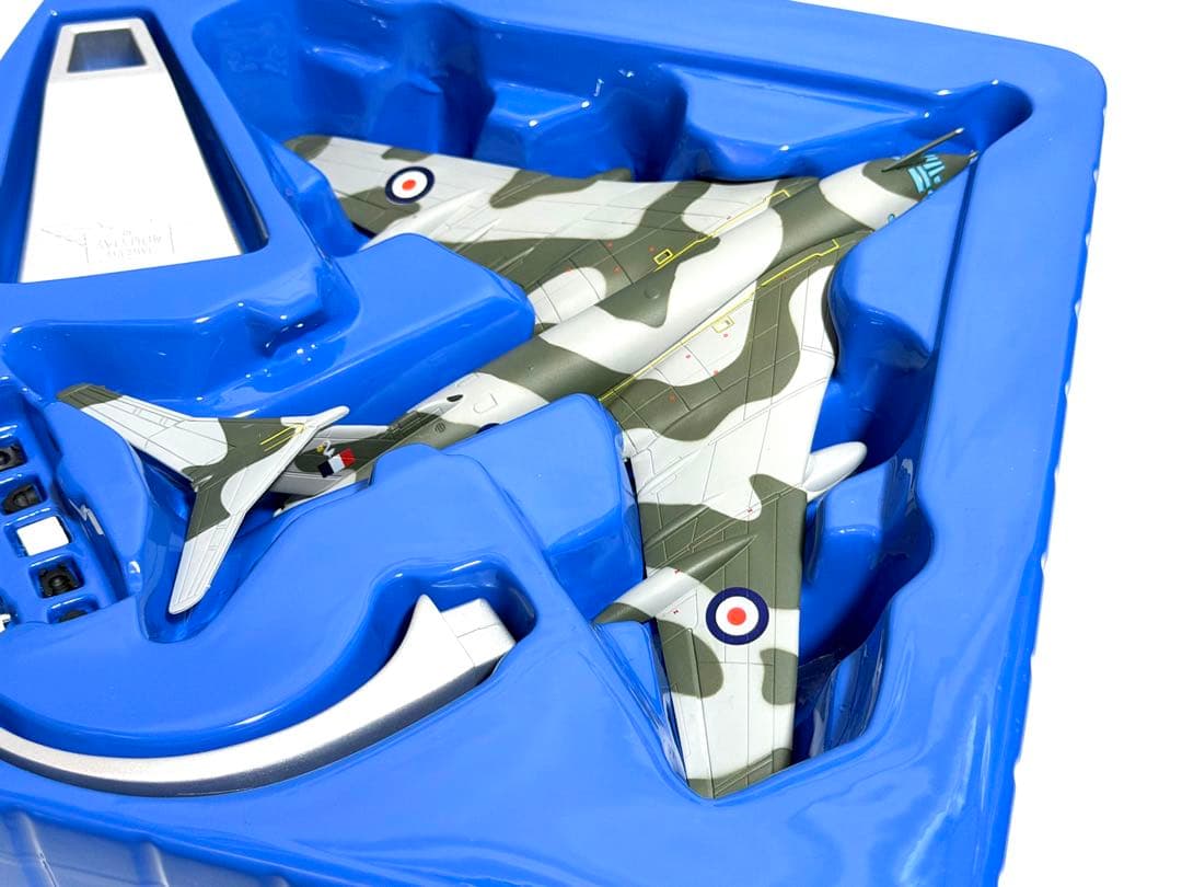 航空機・ヘリコプター Corgi 1/144 HP VICTOR S.R.MK2