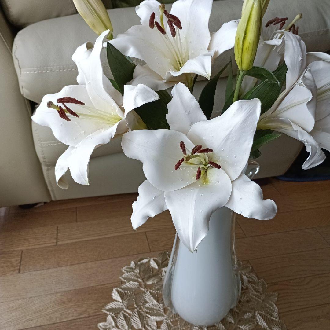 専用　豪華に咲くカサブランカのアレンジメント　樹脂粘土　クレイフラワー