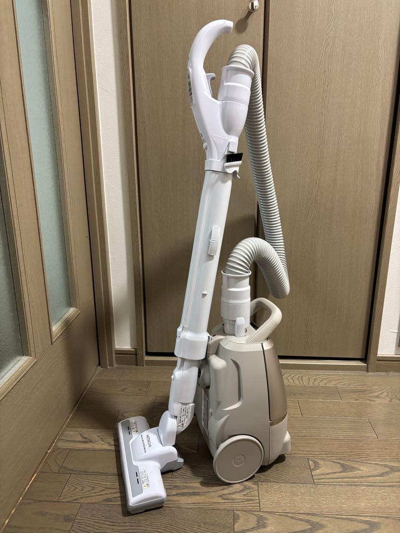 HITACHI 紙パック式クリーナー コード式　CV-KP90M 日立 2023