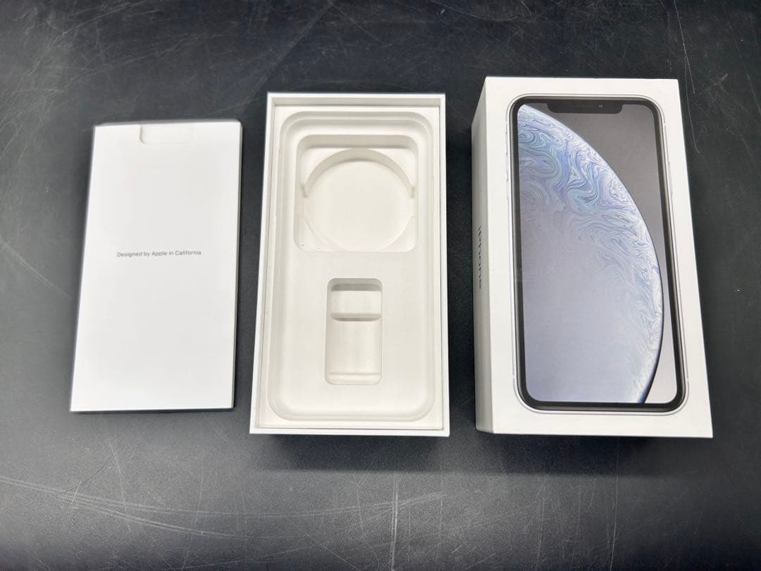 iPhone XR 64GB ホワイト SIMフリー MT032J/A