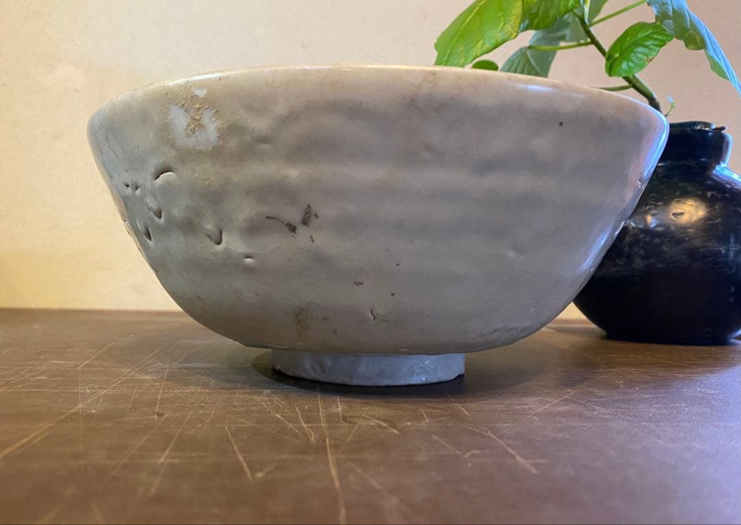 アンティーク汕頭(スワトウ)古染付・獅子文・砂付高台椀・鑑賞スタンド付２点セット