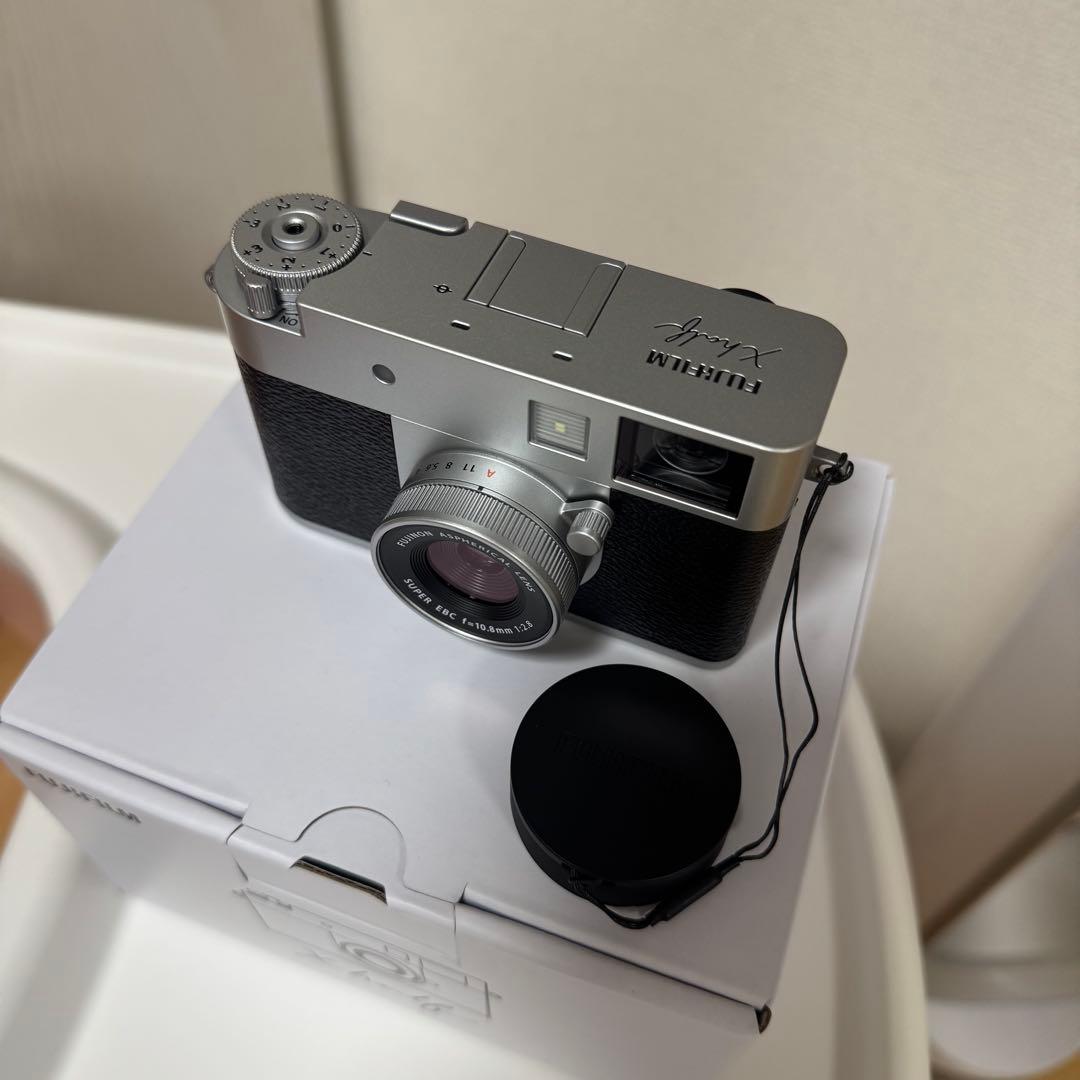 FUJIFILM X half シルバー