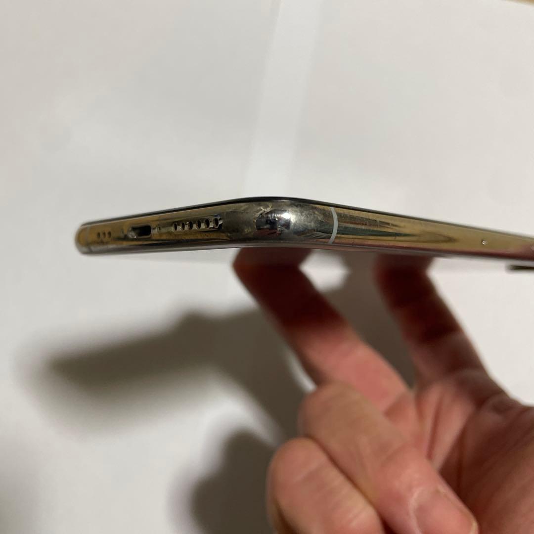 Apple iPhone Xsシルバー 64G SIMロックなし