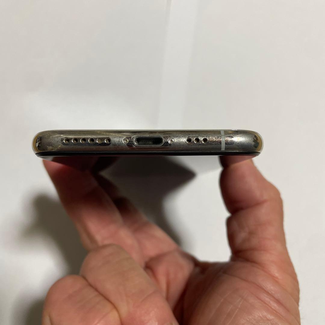 Apple iPhone Xsシルバー 64G SIMロックなし