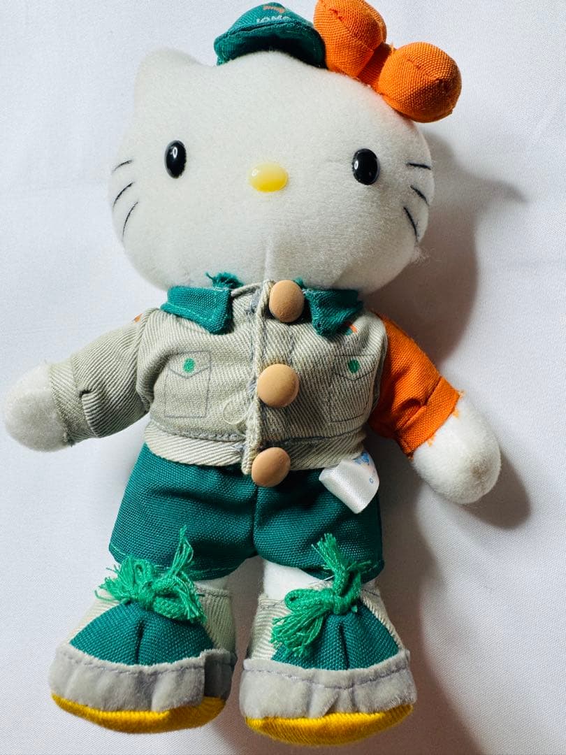 ⭐︎レア　レトロ⭐︎ ハローキティ 制服シリーズJOMO 2体セット