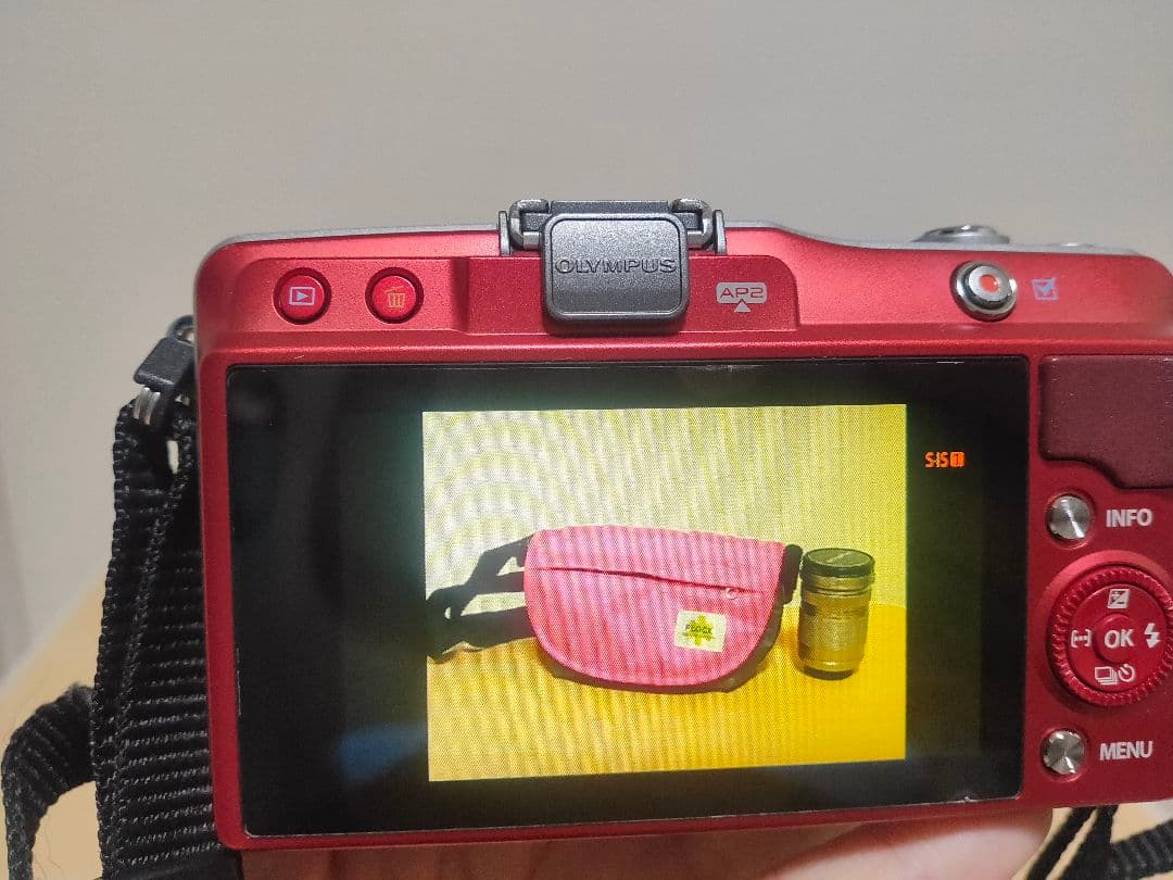 【ジャンク品】OLYMPUS PEN mini E-PM2