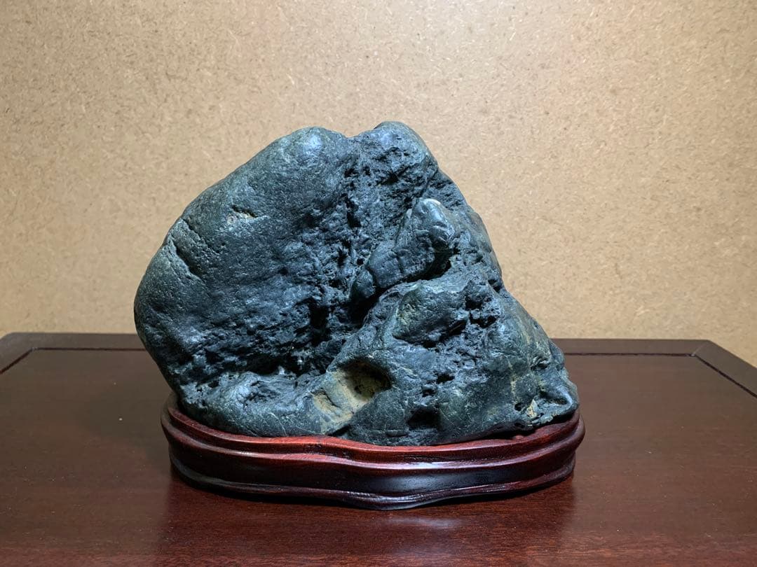 水石 鑑賞石 盆石 千軒石 近景山形石 ウブ石 蒼黒石 小品石 添配 添景 盆栽