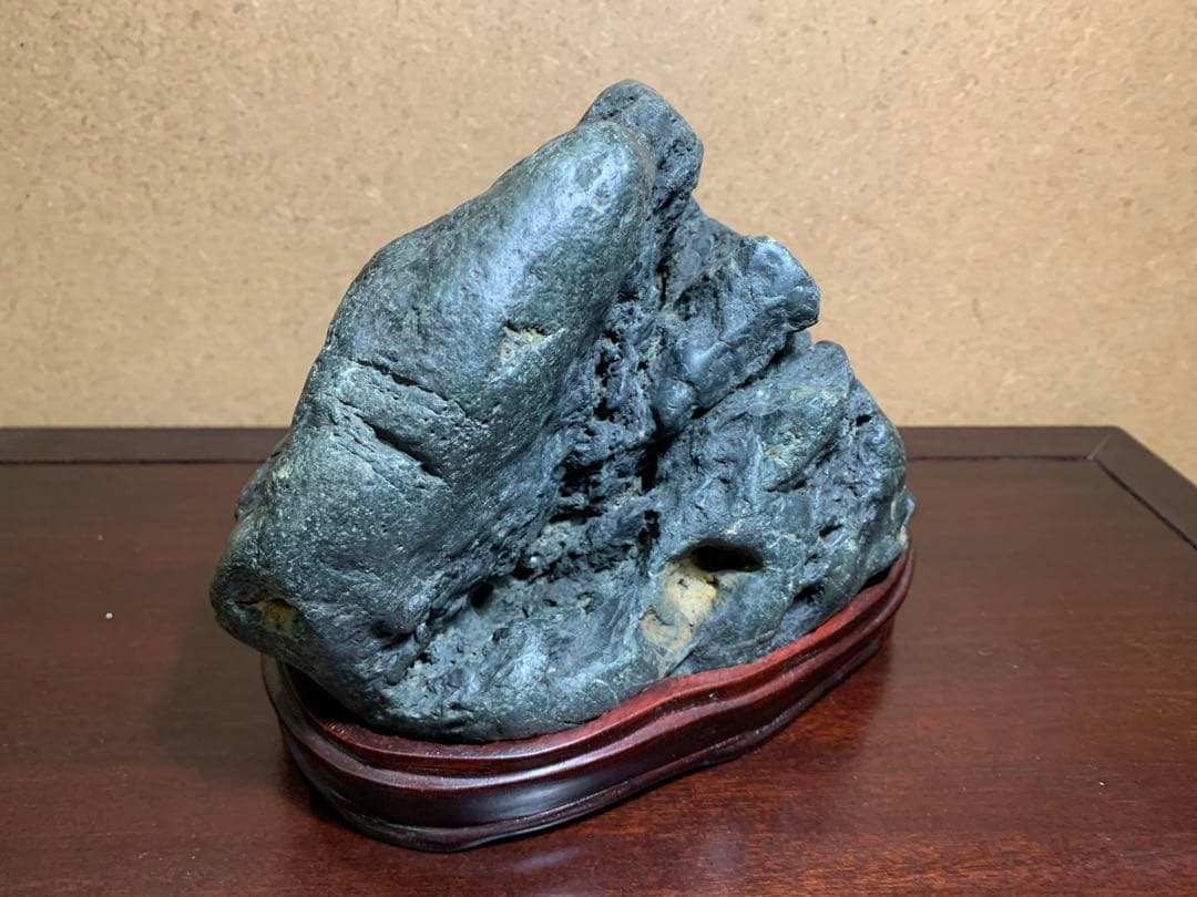 水石 鑑賞石 盆石 千軒石 近景山形石 ウブ石 蒼黒石 小品石 添配 添景 盆栽