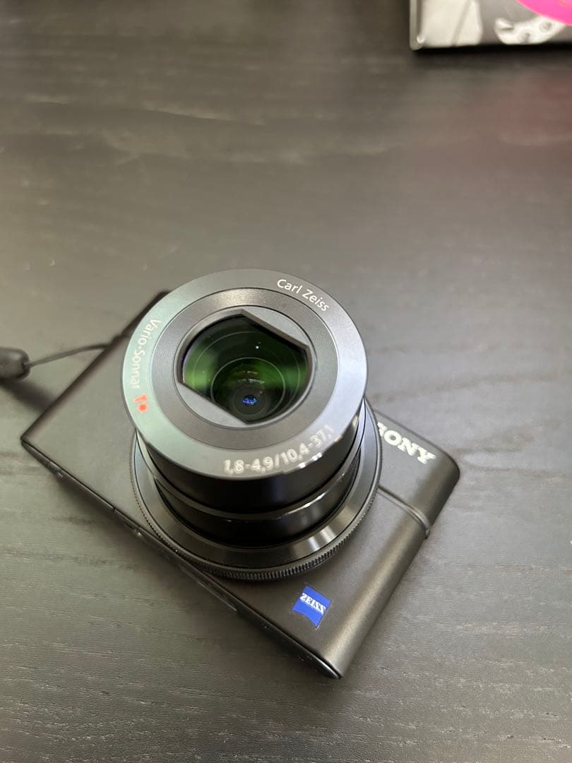 【超美品】SONY Cyber-Shot DSC-RX100 デジカメ