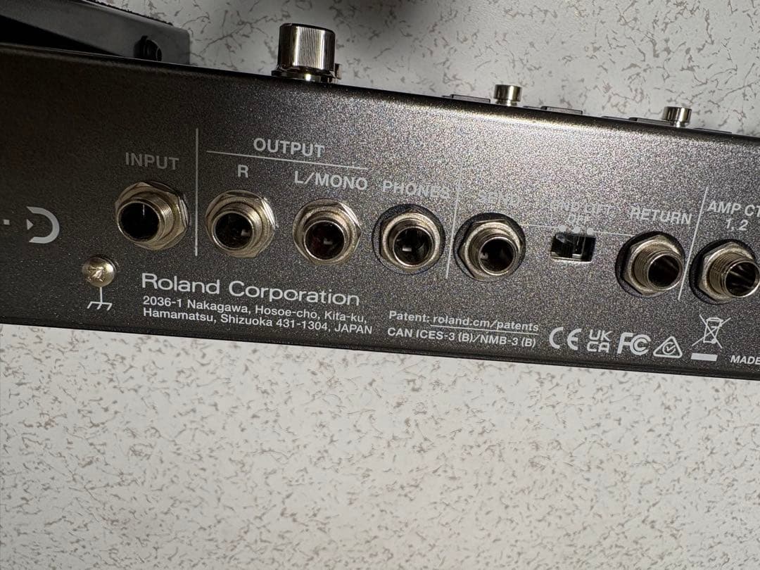 【値下げしました】BOSS GX-100 純正アダプター、ケース付き