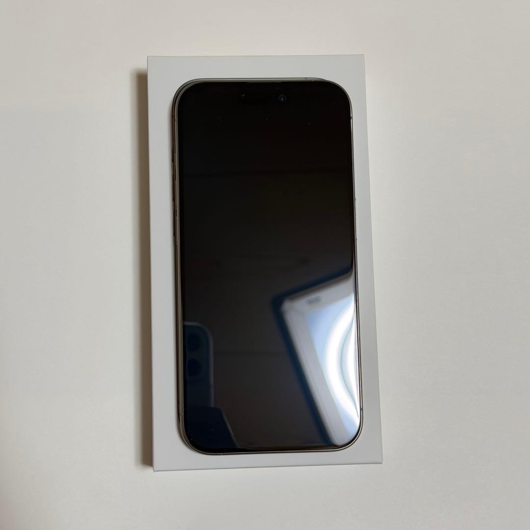 iPhone 15pro 256GB 本体