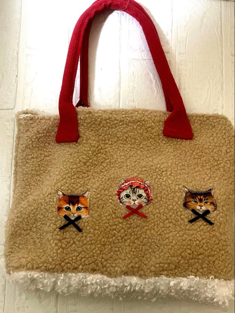 み*ー様 コヤンイサムチョン　ハンドメイド フワフワもこもこ　肩がけトートバッグ