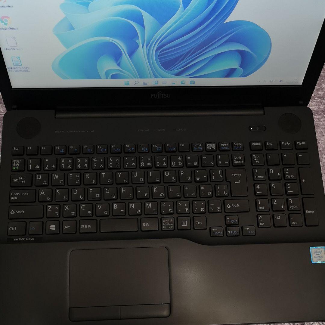 Win11 Core i3 新品SSD256GB 8GBブルーレイ
