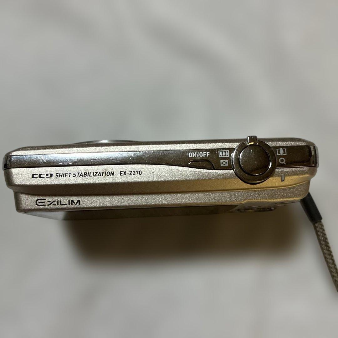 CASIO EXILM EX-Z270 カシオ　デジカメ