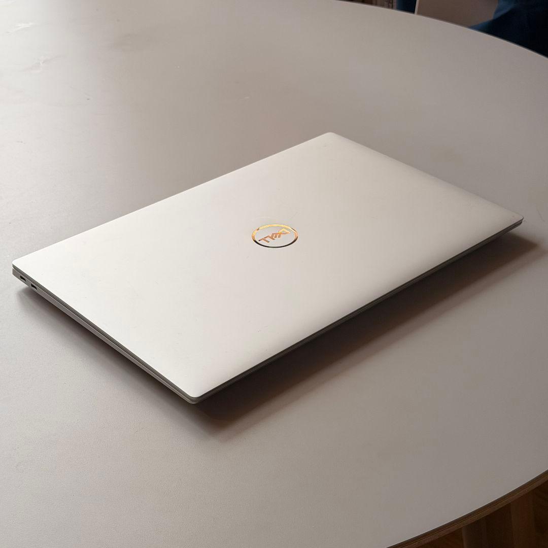 【極美品/保証2028年】Dell XPS16 9640 Core Ultra7