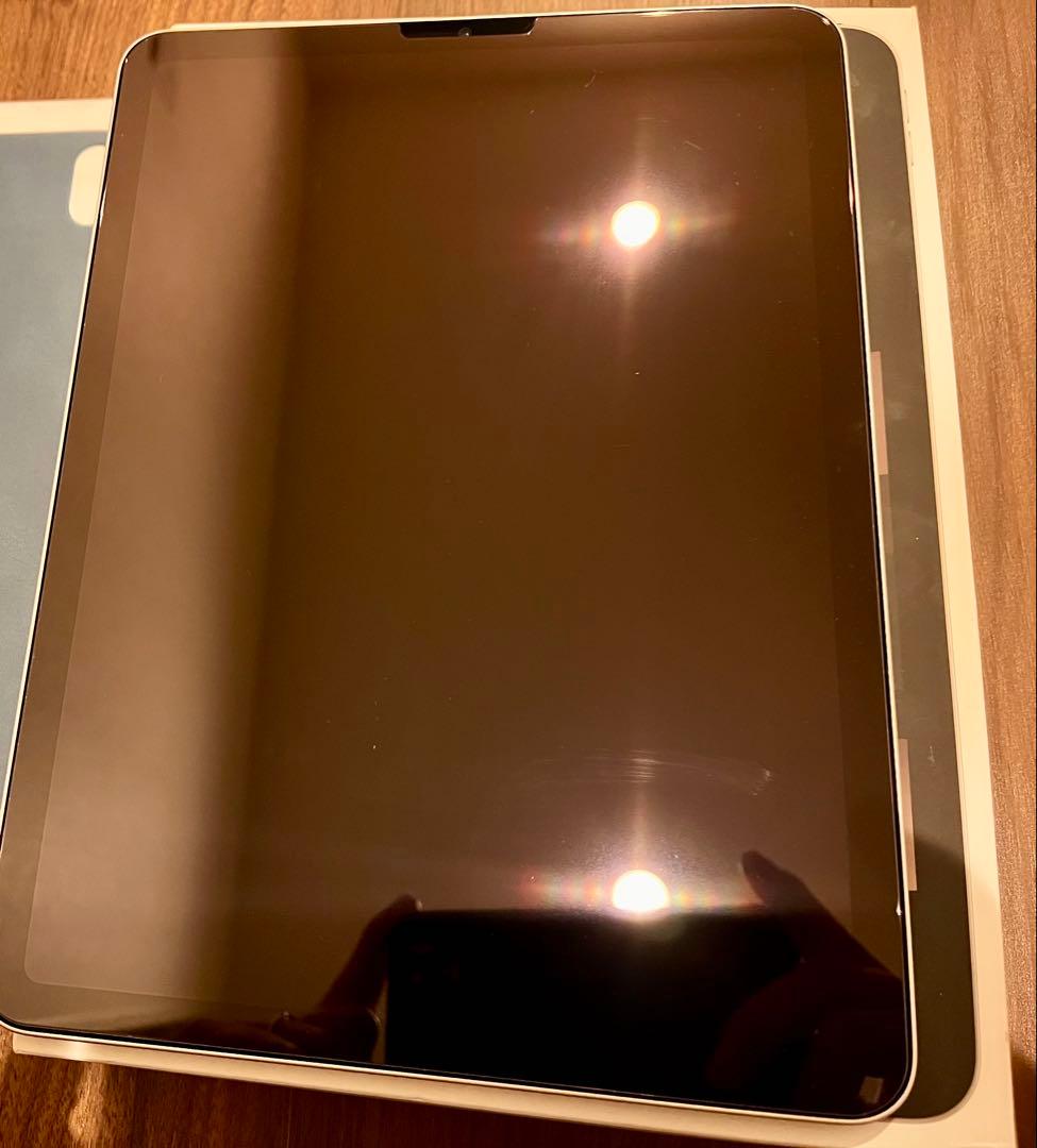 Apple iPad Air 第5世代　64GB スターライト