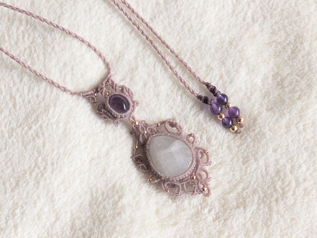 マクラメネックレス レインボームーンストーン/アメジスト