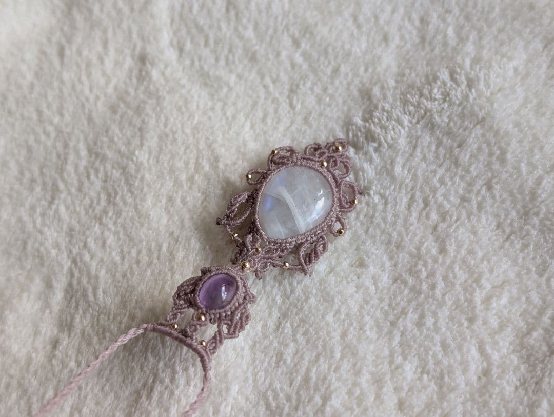 マクラメネックレス レインボームーンストーン/アメジスト