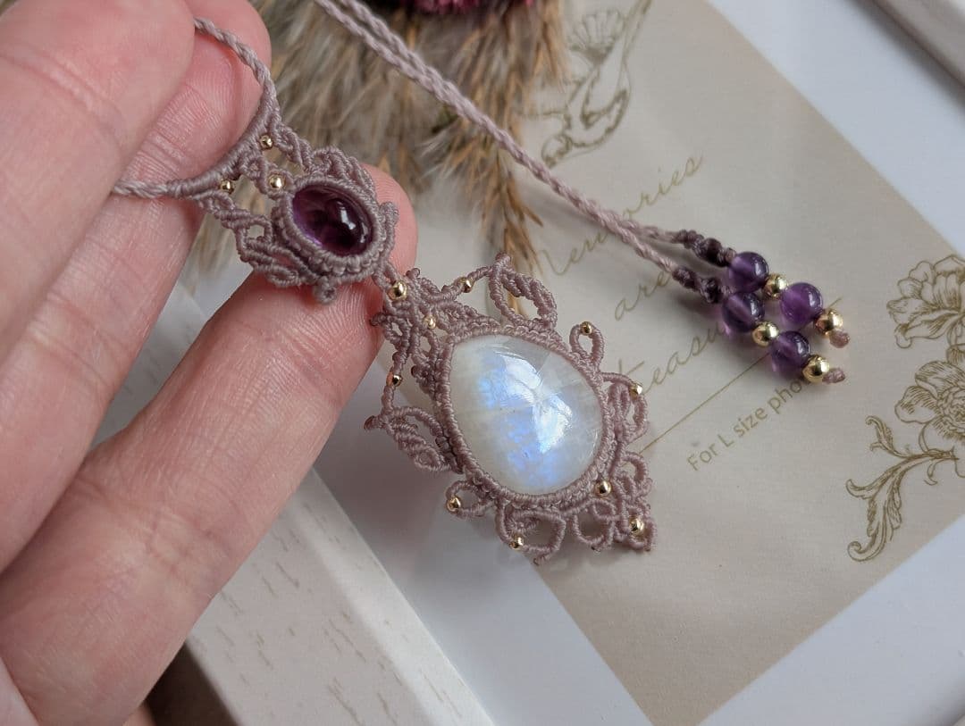 マクラメネックレス レインボームーンストーン/アメジスト