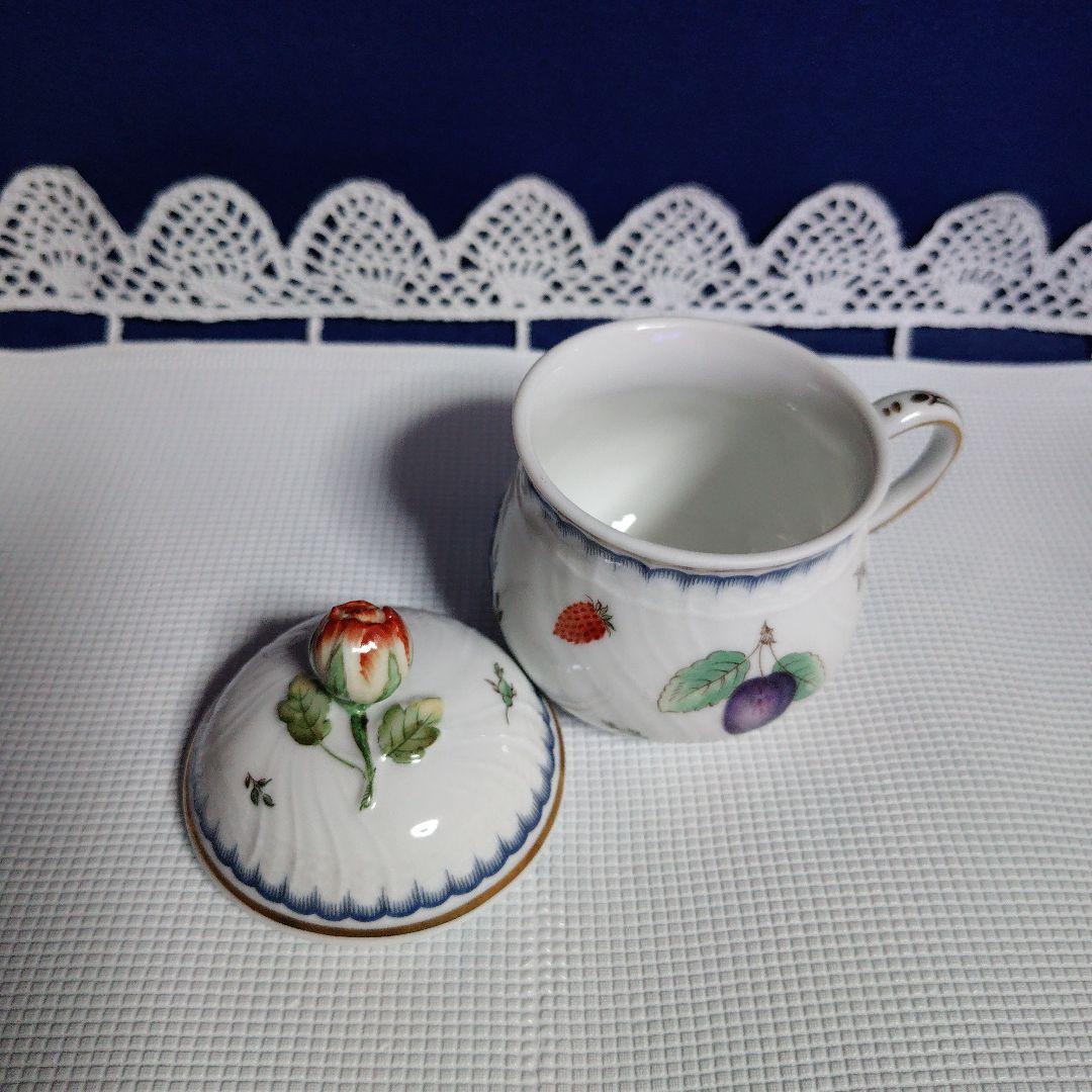 リチァード・ジノリのプリンセスローズ　蓋付きカップ ８個(8,000×8）