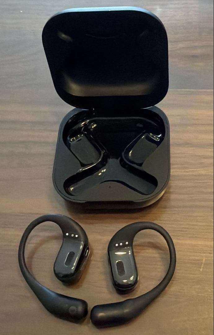 SHOKZ OPENFIT ワイヤレスイヤホン　ブラック