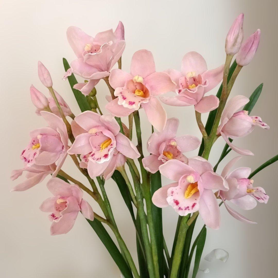 専用　ホワイトとピンクのオーキッドアレンジメント 　　　　クレイフラワー