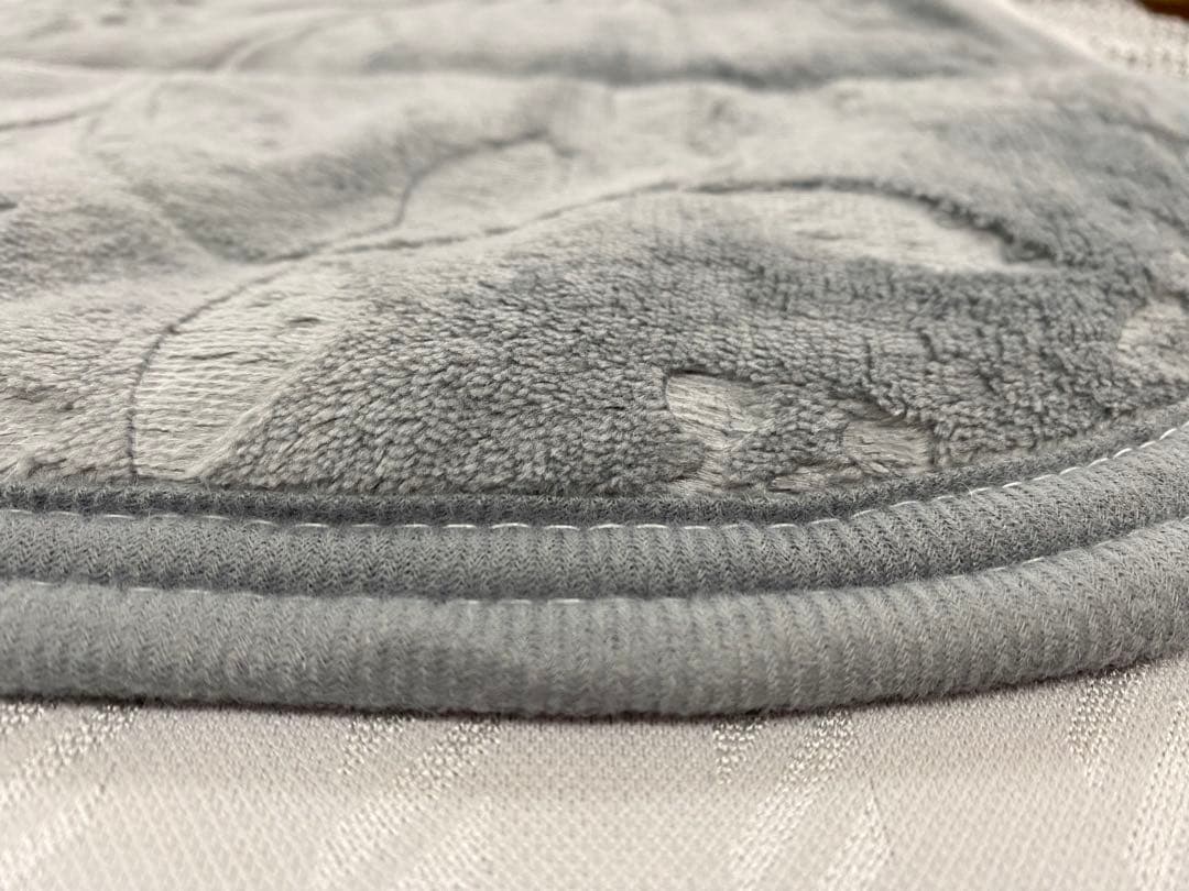 西川　置くらく敷きパッド・ぽかぽか吸湿発熱生地使用・洗濯OK・シングルサイズ