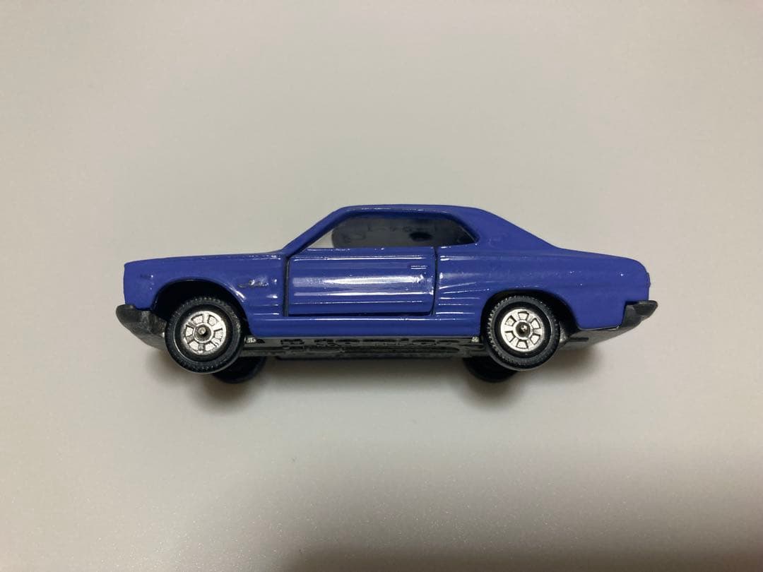 トミカ　日本製　ニッサン　スカイライン2000GT 1Dホイール