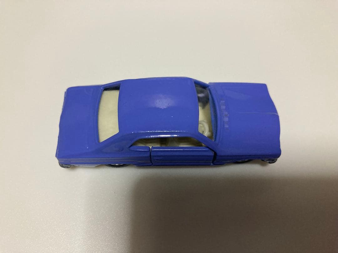 トミカ　日本製　ニッサン　スカイライン2000GT 1Dホイール