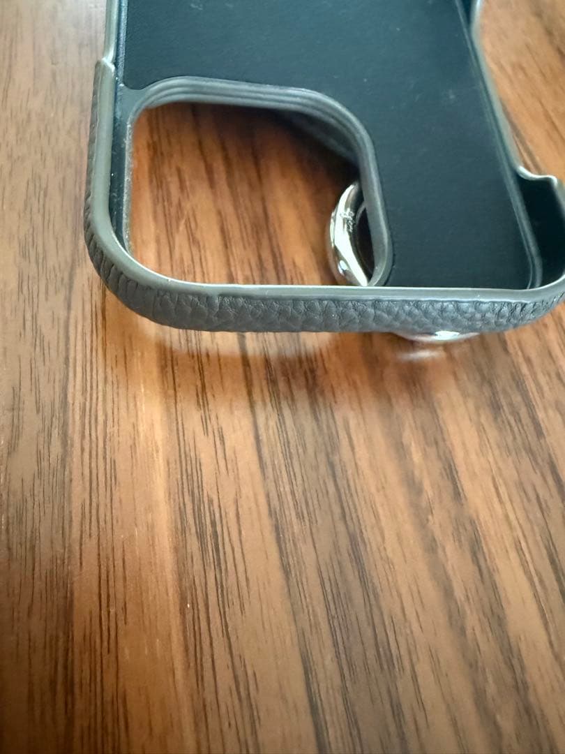 anew エジュー　iPhone16pro グレー　スマホケース　ショルダー