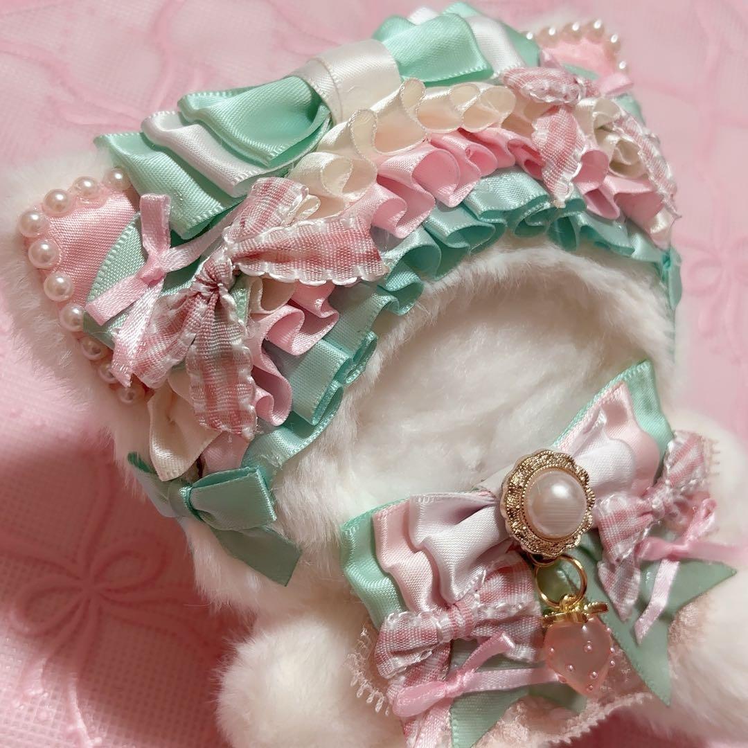 ひま72ページ おすわり ぬい服