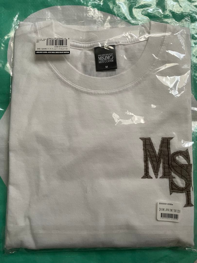 MISAMO サイン入り Tシャツ