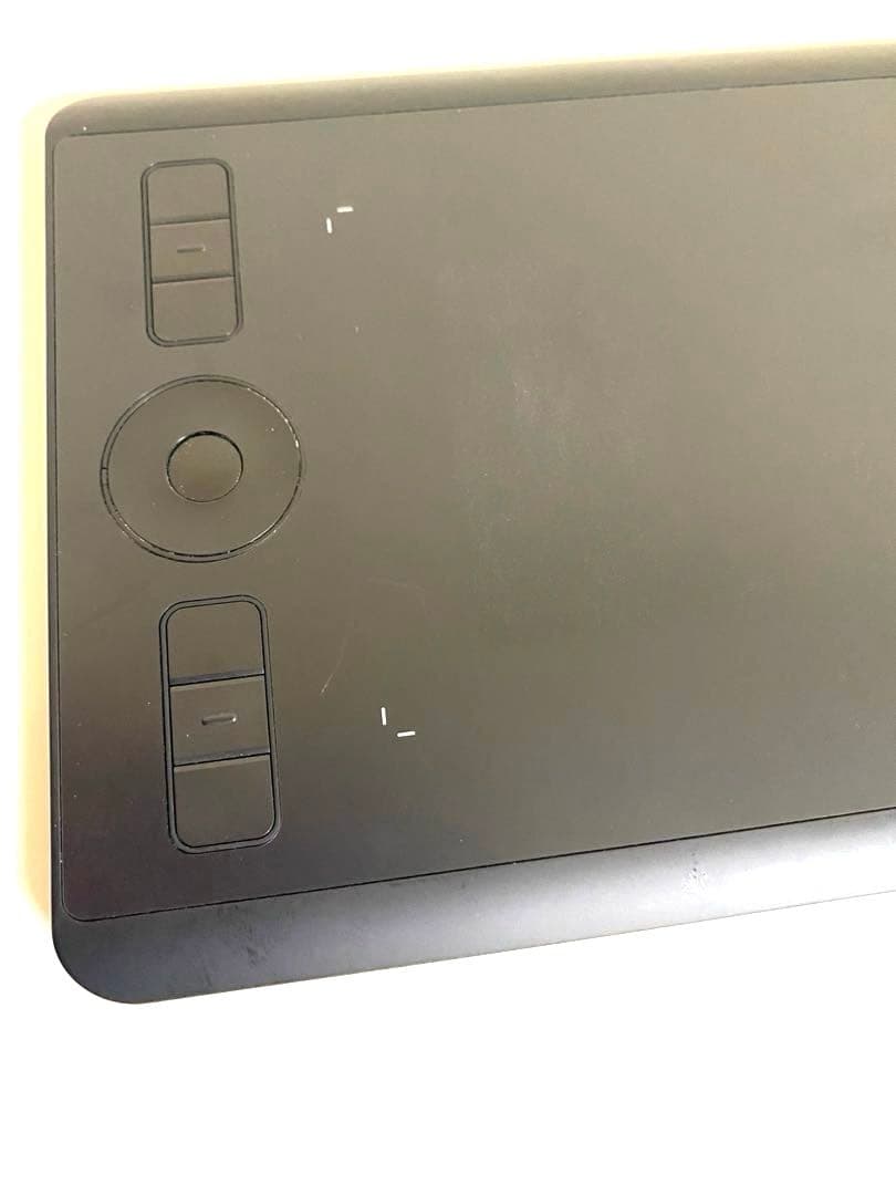 Wacom (ワコム)Intuos Pro Small PTH460