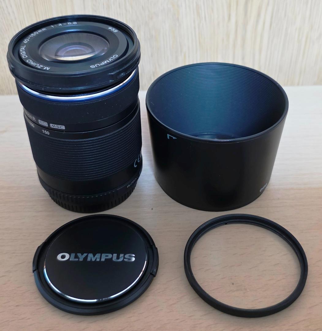 OLYMPUS OM-D E-M5 12-40mm F2.8レンズキット