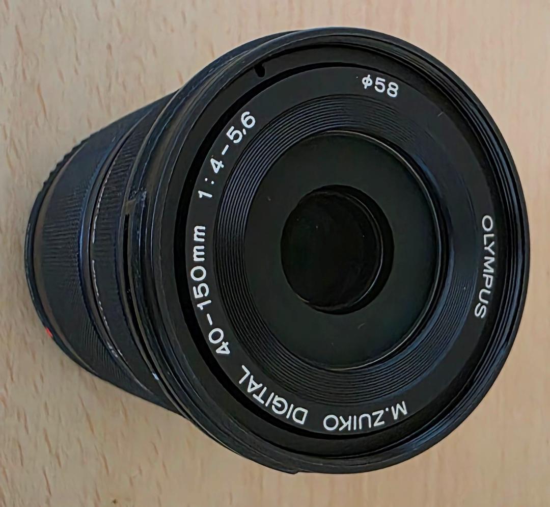 OLYMPUS OM-D E-M5 12-40mm F2.8レンズキット