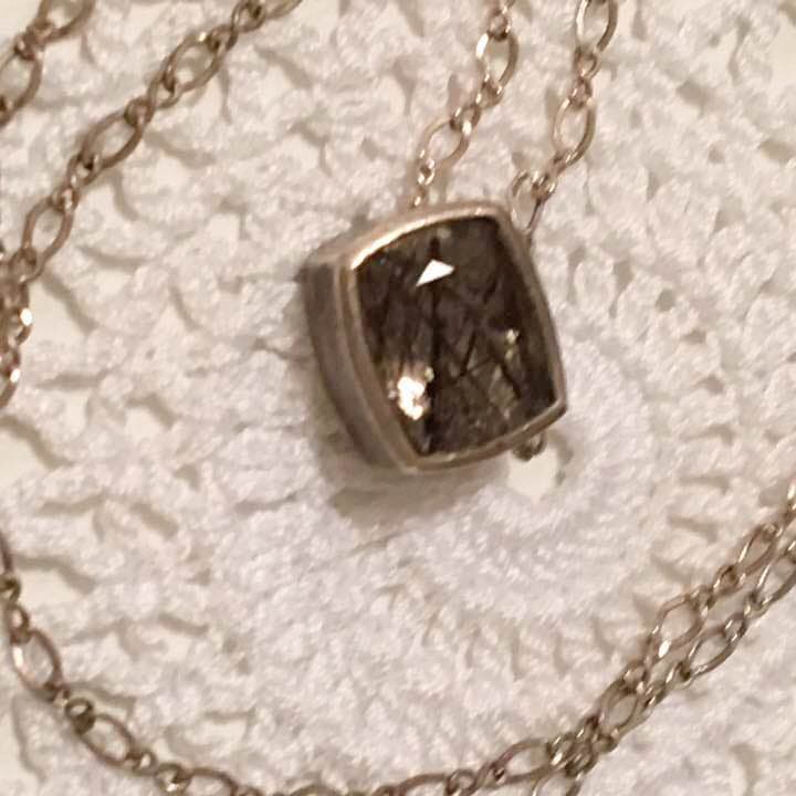 ルチルクォーツネックレス