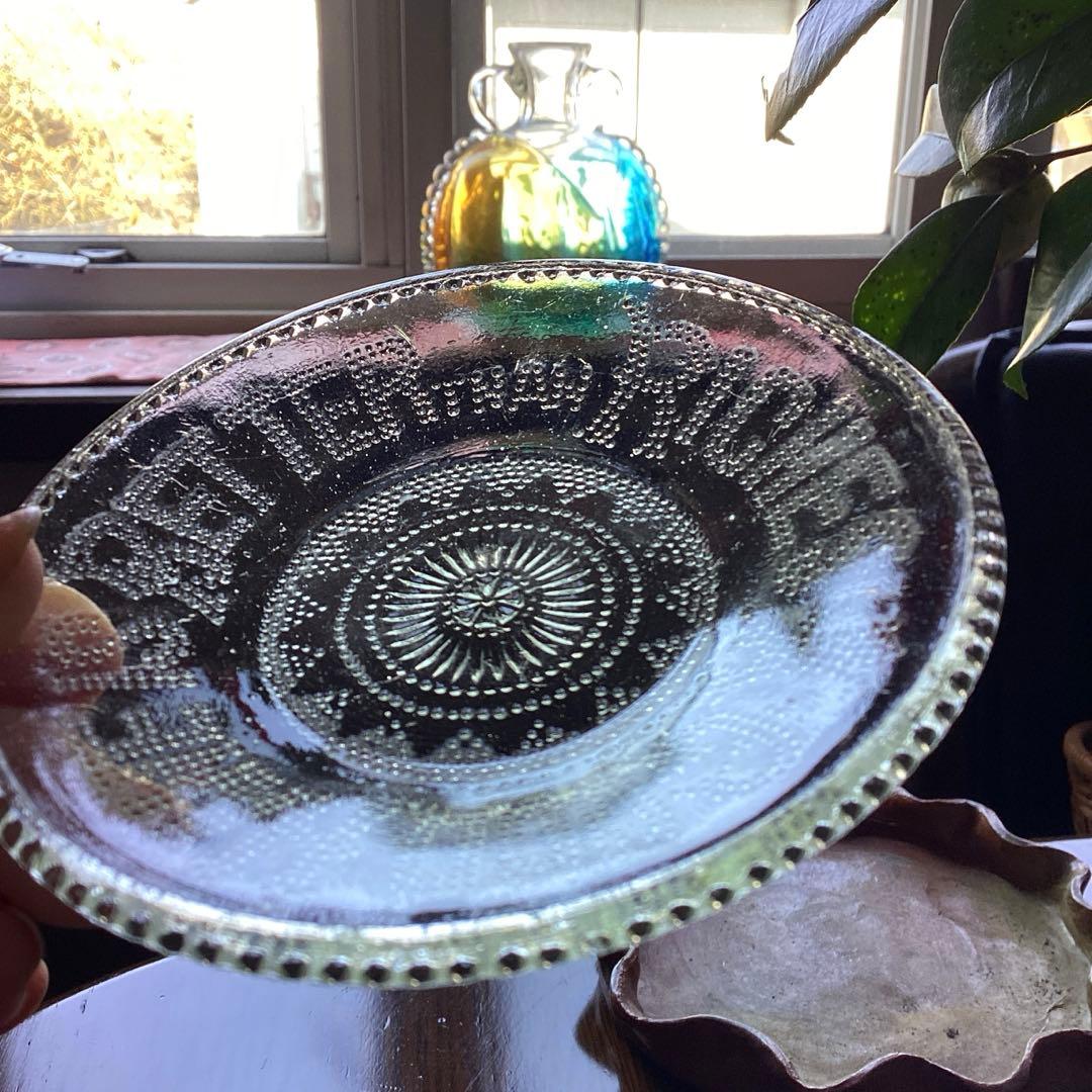 A 911 大正アンティーク ガラス（プレスプレート 皿）名声は富に勝る　2枚