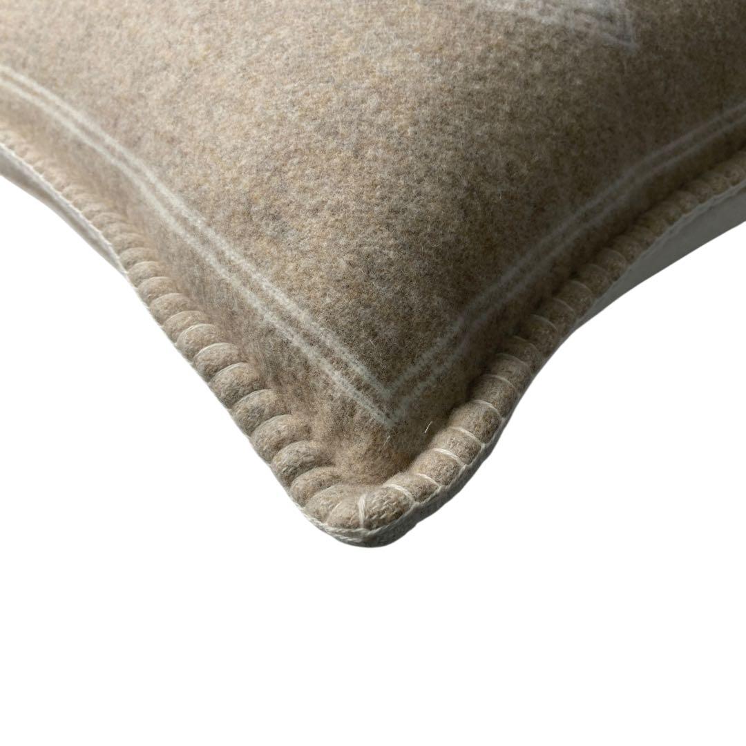 未使用 シャネルCHANEL ココマーク クッション カシミヤ