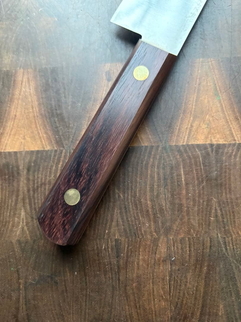 東京刃物　助久　特製　牛刀　210mm 包丁　炭素鋼　紫檀