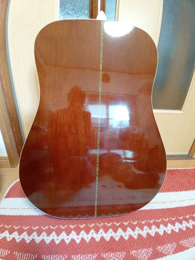 Morris M-511 アコースティックギター　１９８５年製