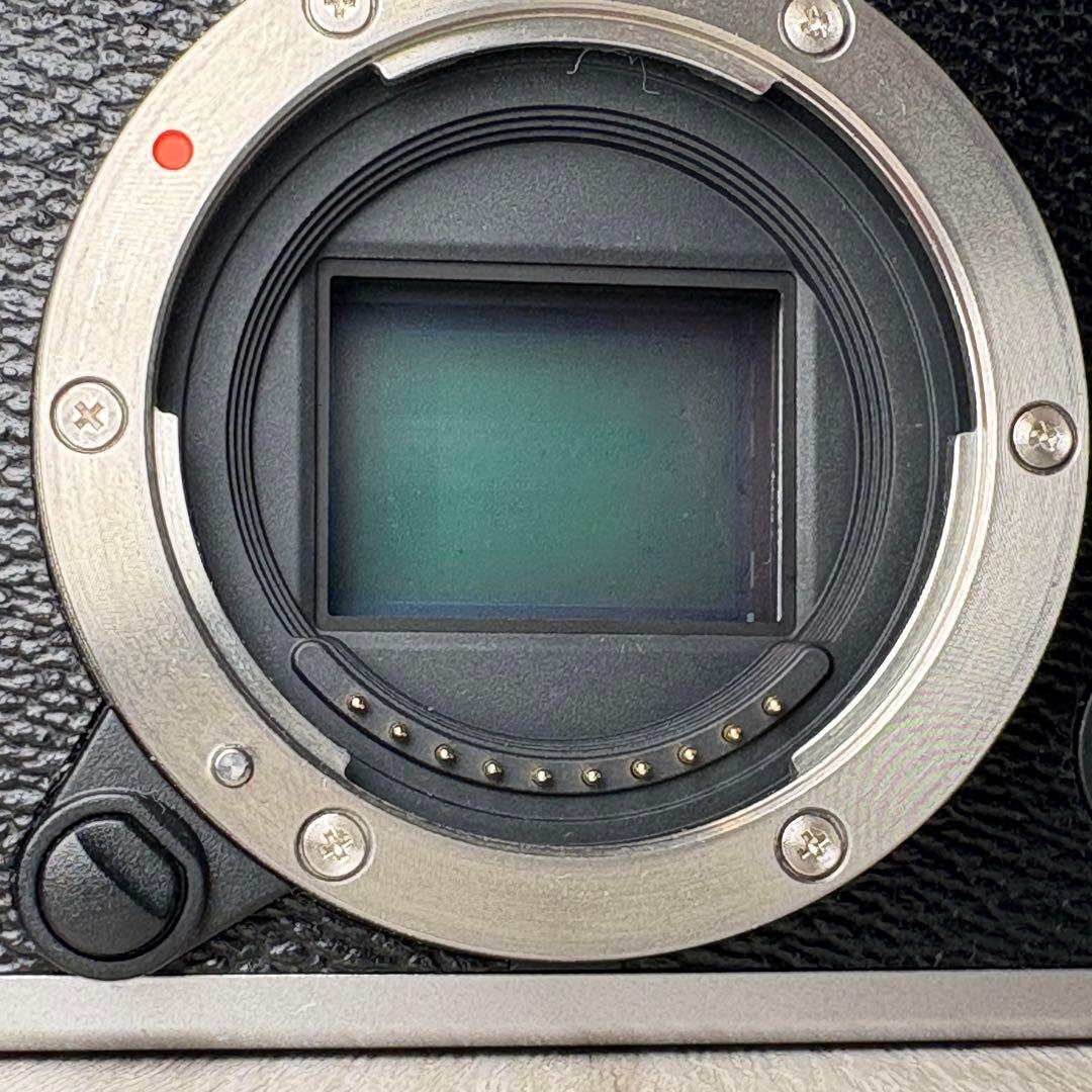 FUJIFILM X-E3 ミラーレスカメラ 本体 シルバー 良品-並品