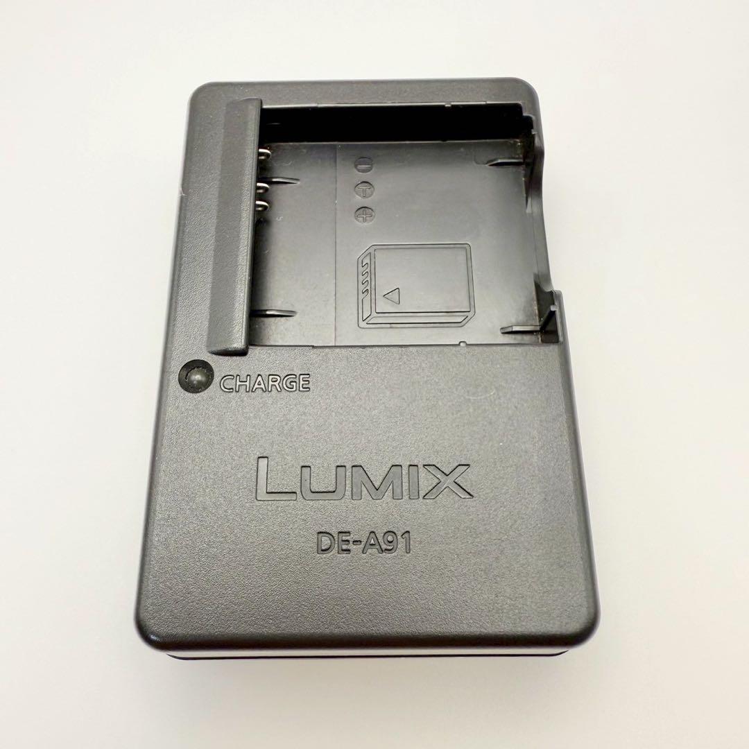 【美品】Panasonic LUMIX DMC-S2ホワイト コンデジ