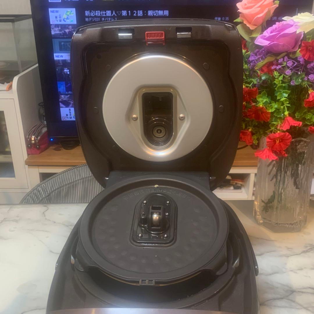 2020年　良品■タイガー 圧力IH　 炊きたて JPK-B1005.5合炊き■