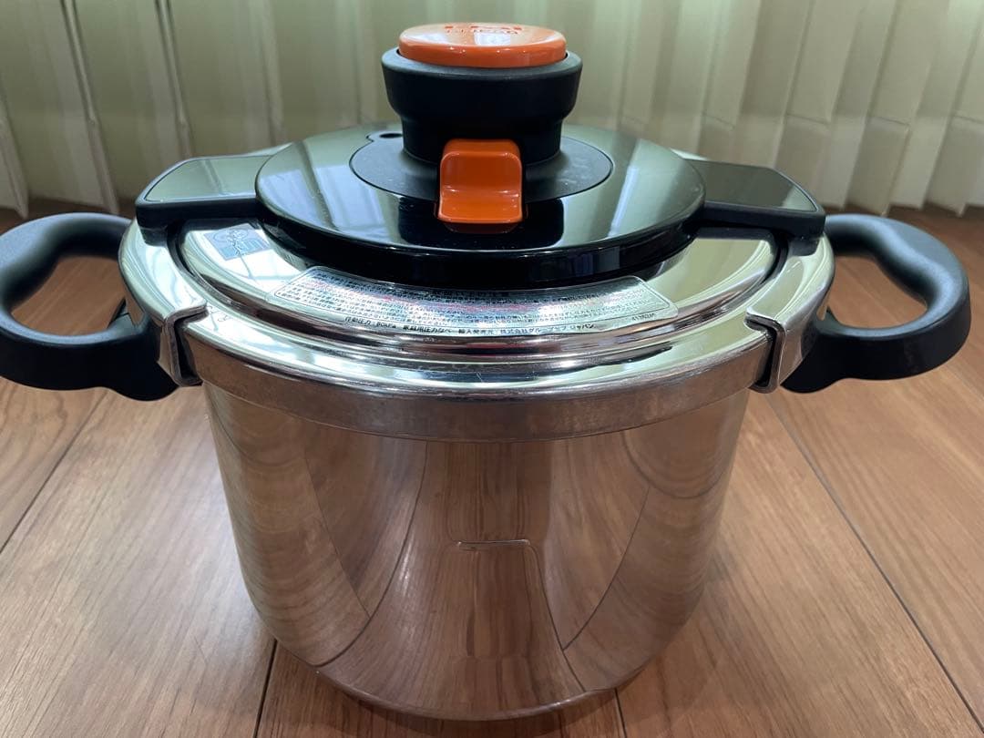 美品　ティファール　圧力鍋　クリプソモデューロ2 6L