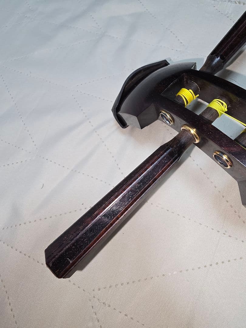 すぐ弾けます！紅木の高級三味線　おまけケース付き　メンテナンス品
