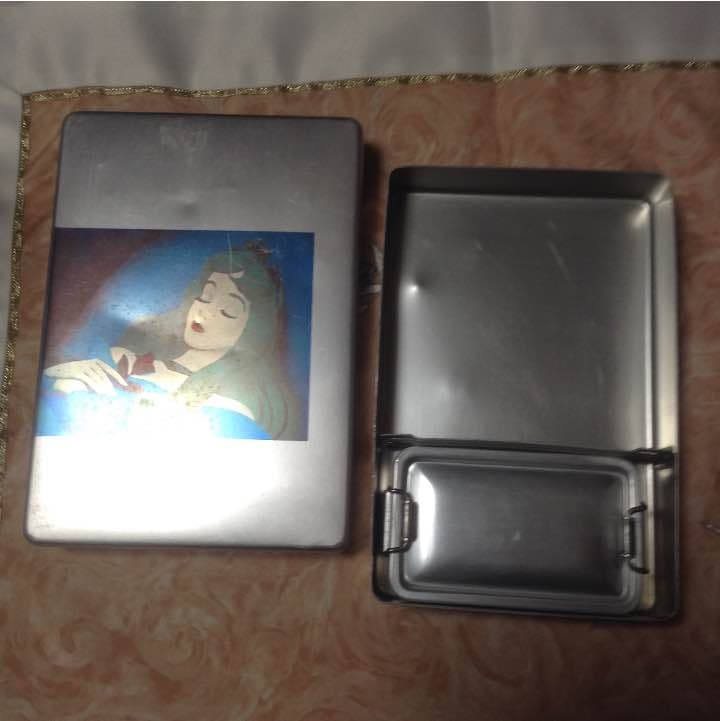 アルミ製眠れる森の美女弁当箱