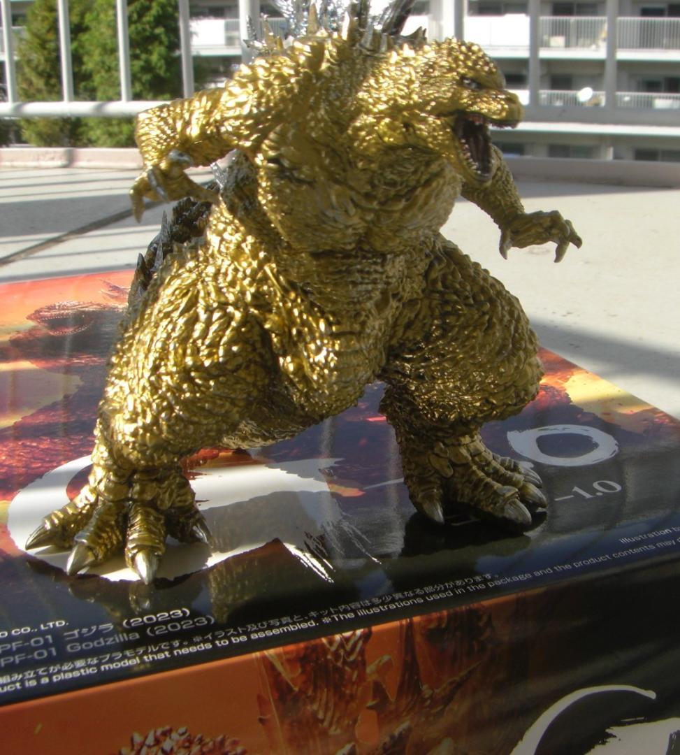 塗装完成品 ゴジラ-1.0（2023）ゴールドVer★箱・説明書