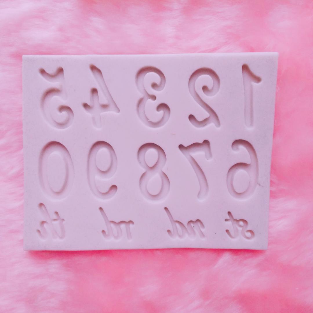 レジン　スターターセット　UVライト　モールド等