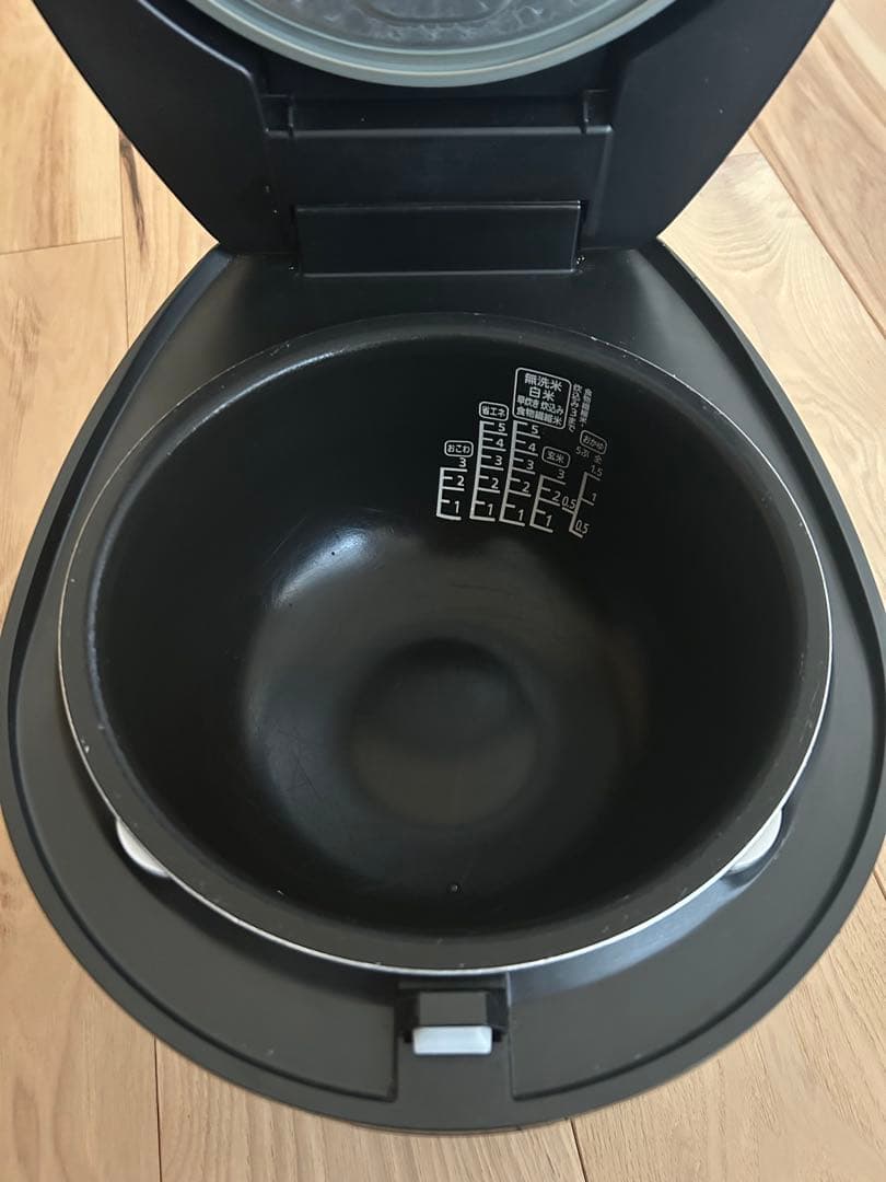 IHジャー炊飯器　RC-IL50 5.5合　アイリスオーヤマ　ブラック